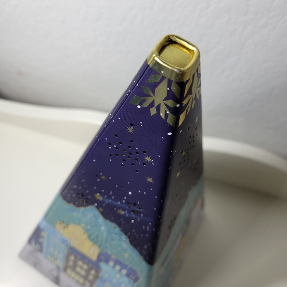 LIGHT UP HOUSE Metal Tin Decor, blue snow scene metal pyramid tin container can - Picture 9 of 15